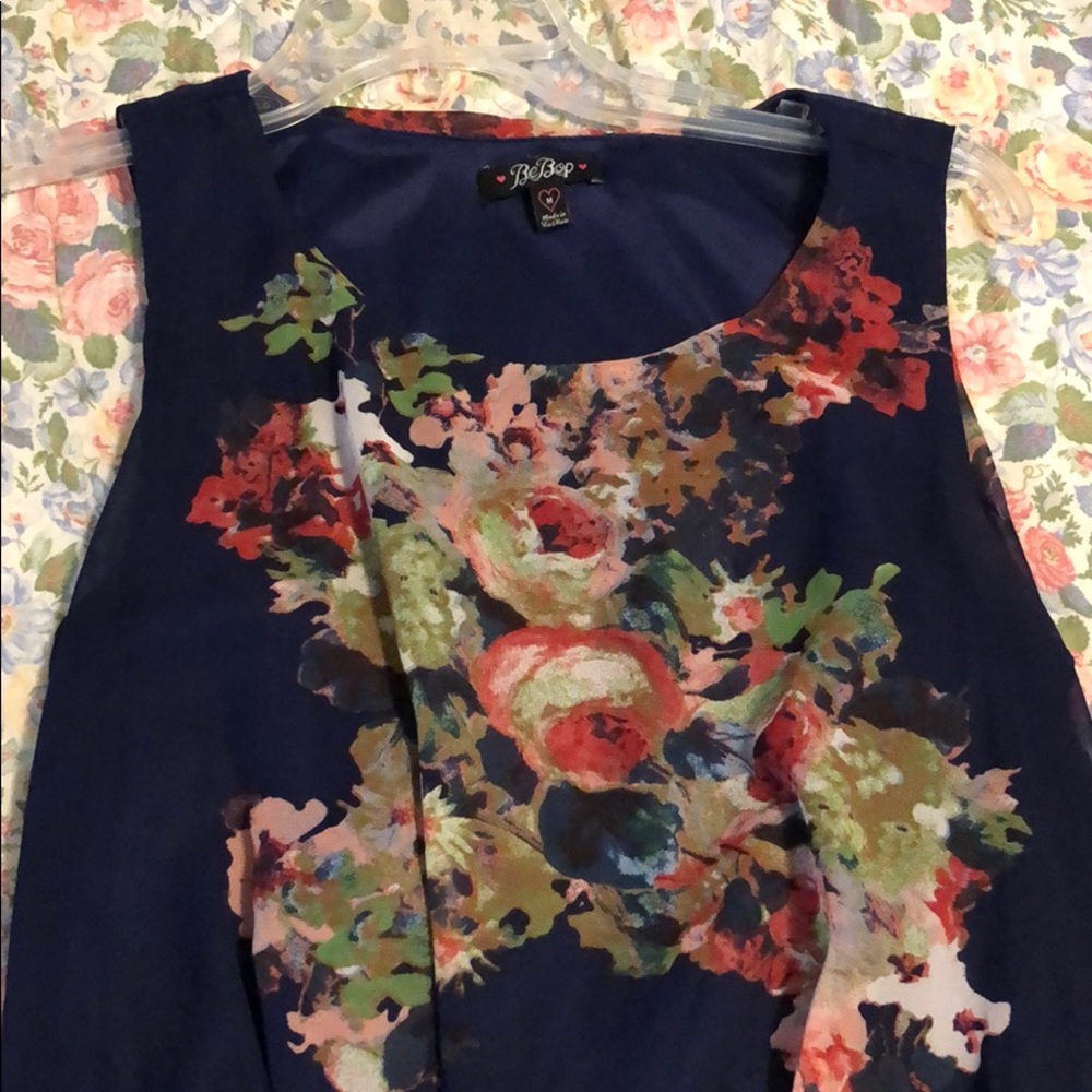 Floral patterned dress, elastic waist